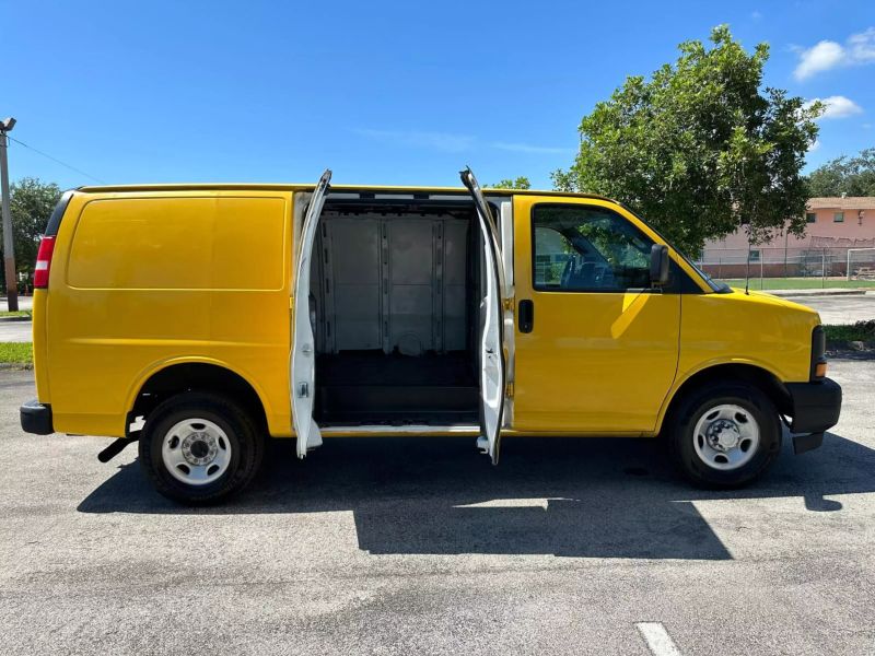 2017 CHEVROLET Express Van - $16,499