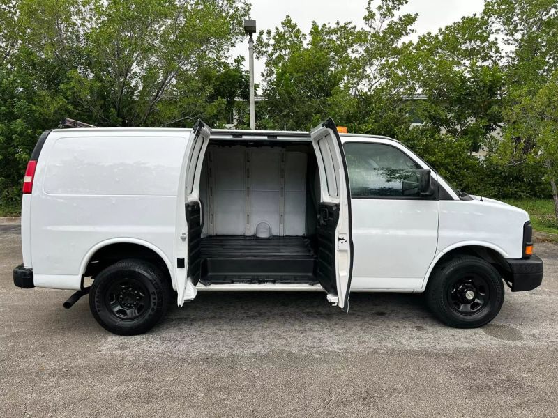2012 CHEVROLET Express Van - $13,900