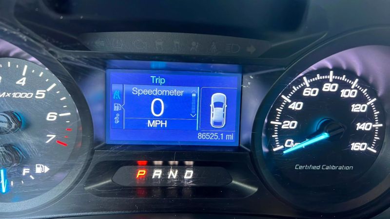 2015 FORD Explorer SUV / Crossover - $11,699