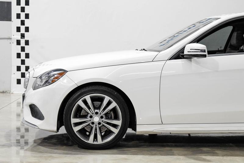 2014 Mercedes-Benz E-Class E 350 4MATIC Sedan 4D 10