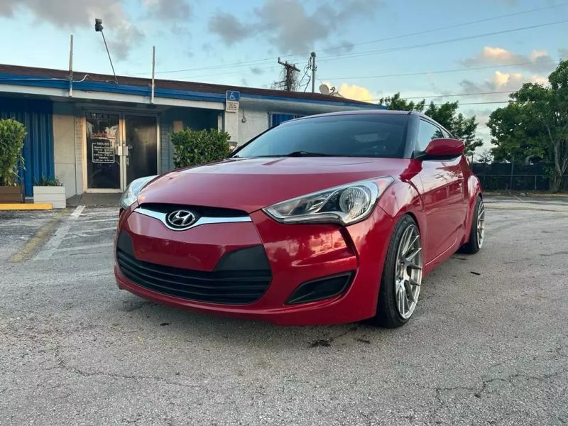 2015 HYUNDAI Veloster Hatchback
