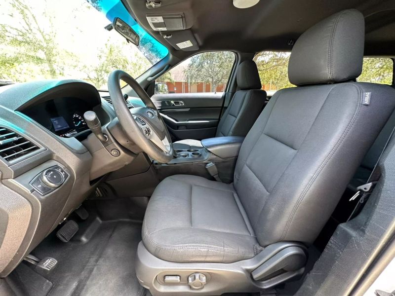 2015 FORD Explorer SUV / Crossover - $11,499