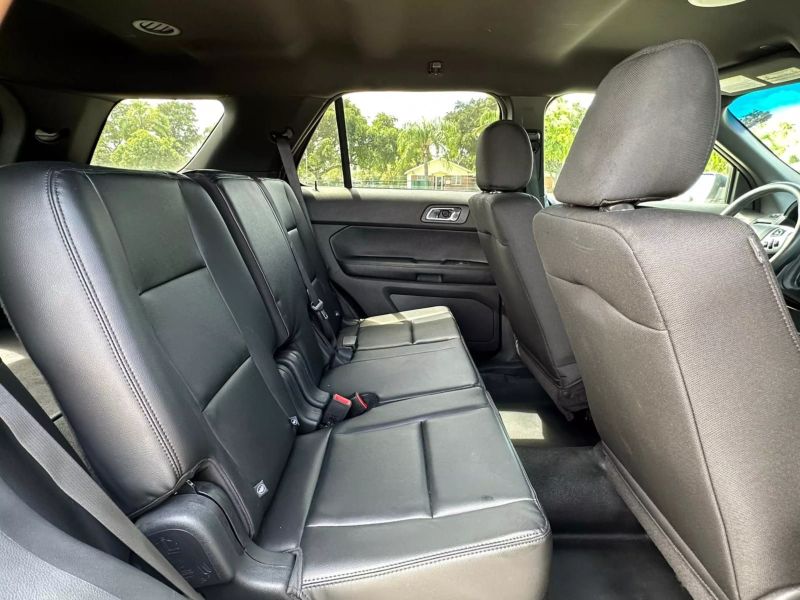 2015 FORD Explorer SUV / Crossover - $11,699