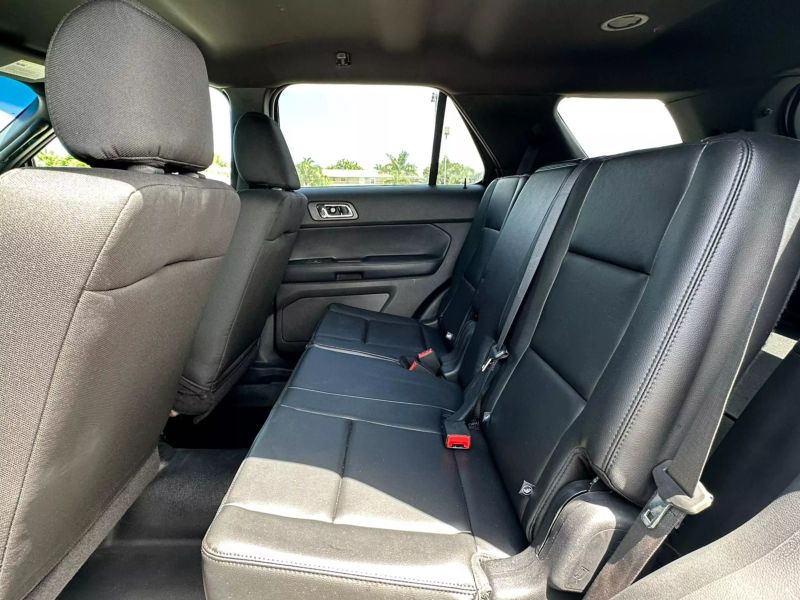 2015 FORD Explorer SUV / Crossover - $11,499