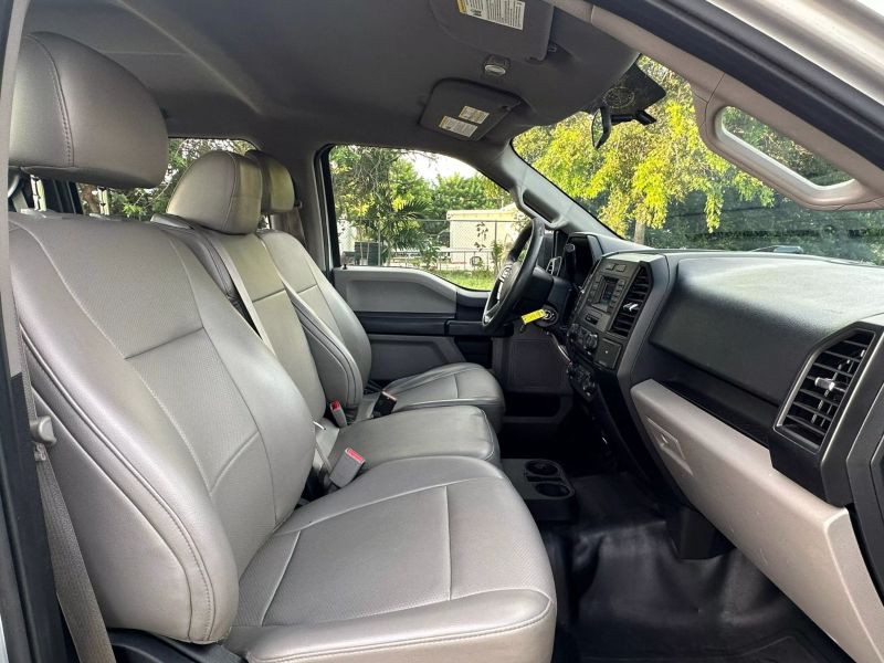 2017 FORD F-150 Pickup - $18,900