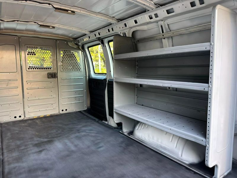 2017 Chevrolet Express Van - $14,900