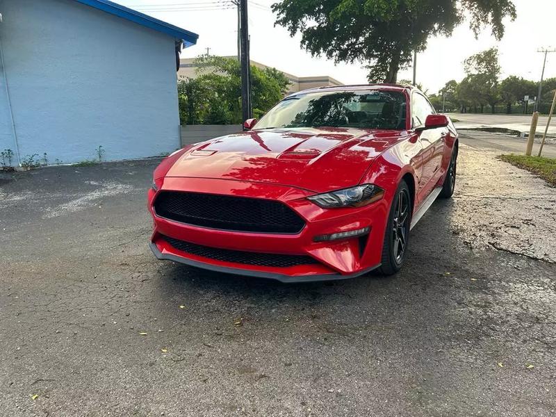2021 FORD Mustang Coupe