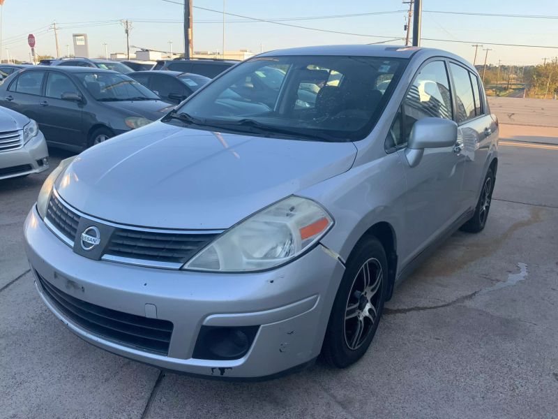 2008 Nissan Versa 1.8 S
