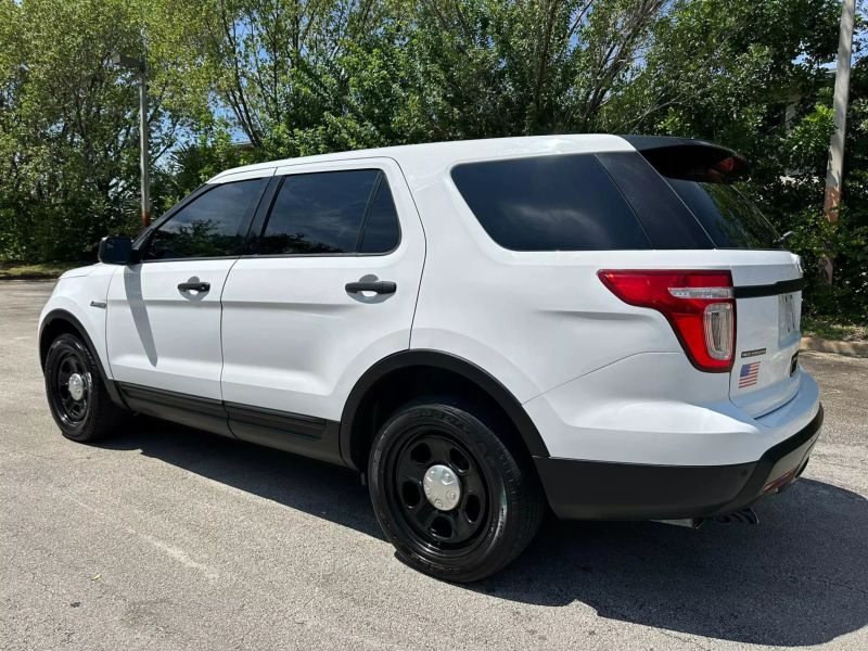 2015 FORD Explorer SUV / Crossover - $11,499