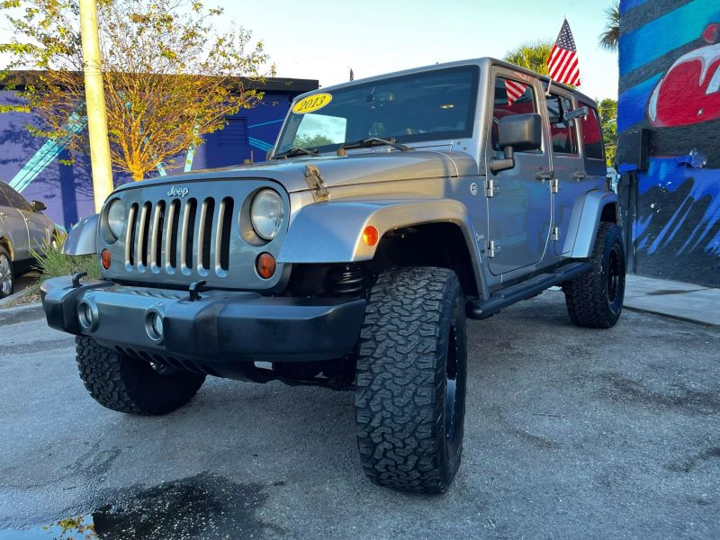 2013 JEEP Wrangler SUV / Crossover - $17,795