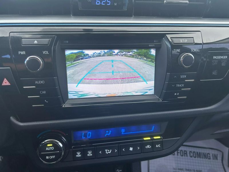 2016 TOYOTA Corolla Sedan