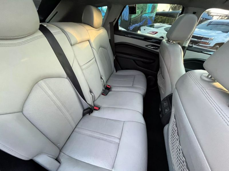 2013 CADILLAC SRX SUV / Crossover - $7,995