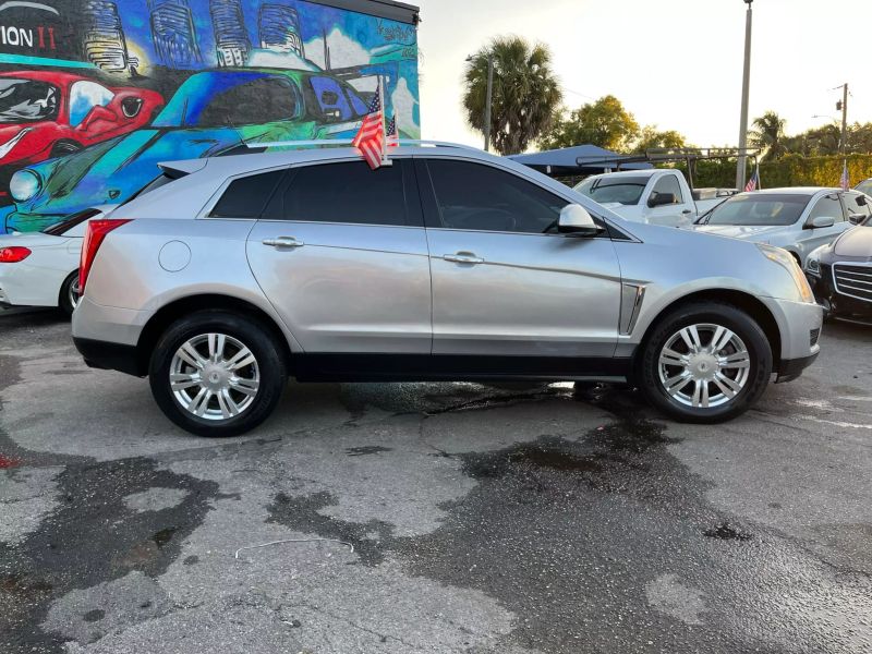 2013 CADILLAC SRX SUV / Crossover - $7,995