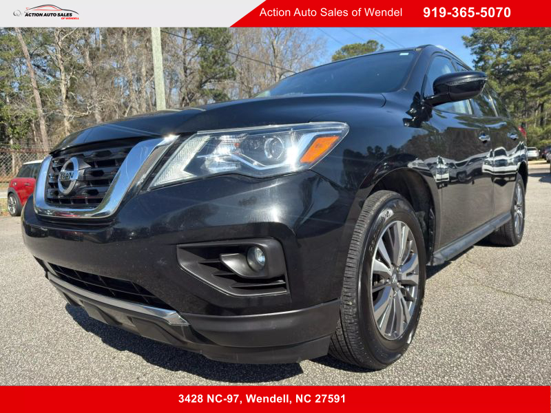 2019 Nissan Pathfinder SV