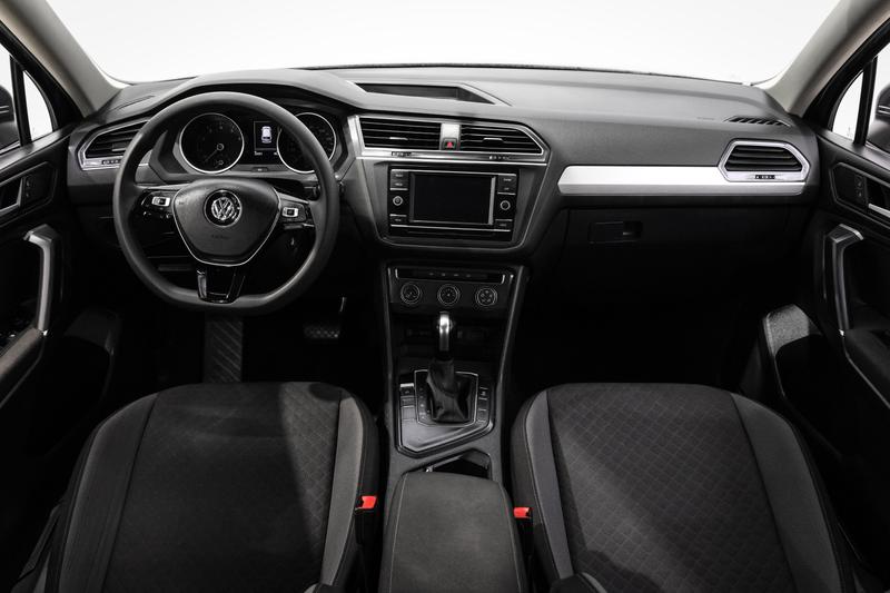 2020 Volkswagen Tiguan S Sport Utility 4D 14