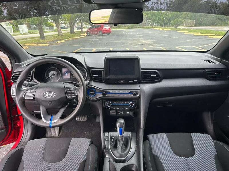 2019 HYUNDAI Veloster Hatchback