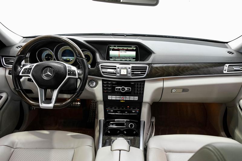 2014 Mercedes-Benz E-Class E 350 Sedan 4D 12