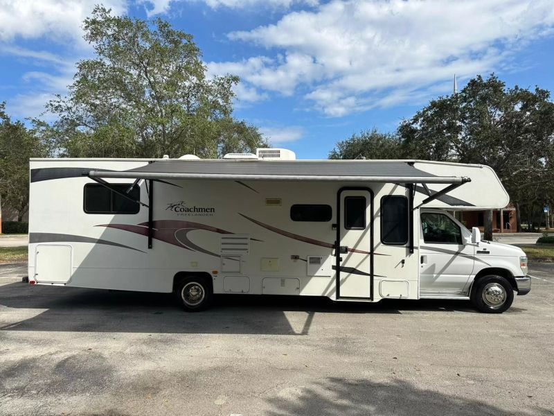 2010 FORD E-450 Incomplete - $30,499