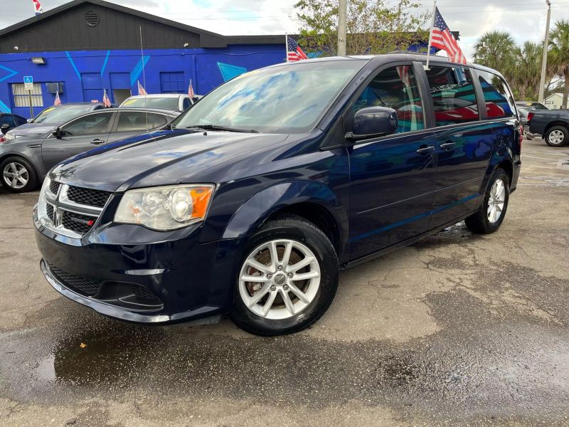 2016 DODGE Grand Caravan Minivan - $5,395
