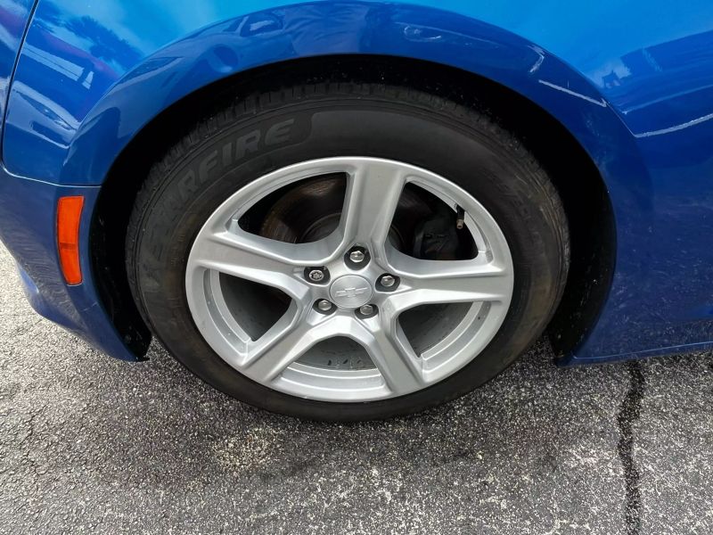 2018 CHEVROLET Camaro Coupe - $12,495
