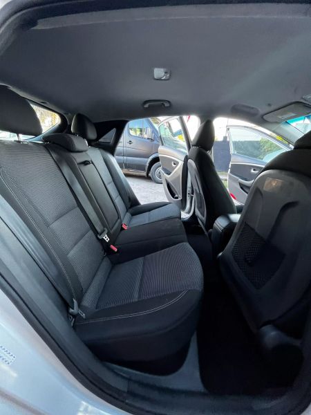 2017 HYUNDAI Elantra GT Hatchback - $9,995