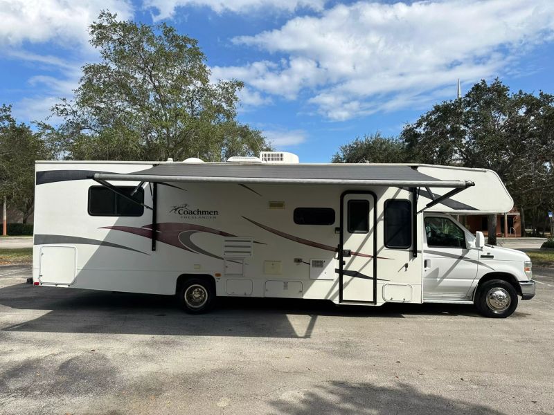 2010 FORD E-450 Incomplete - $30,499