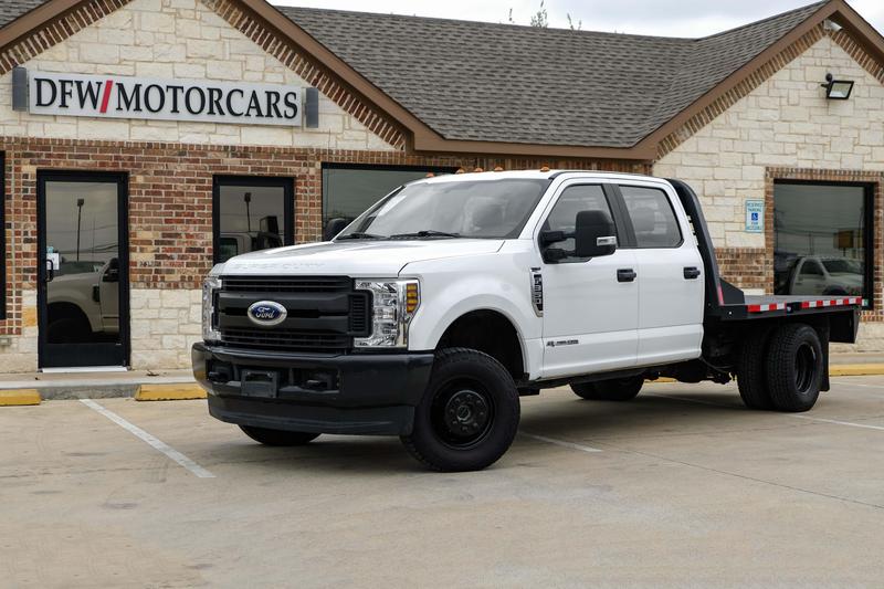 2019 Ford F350 Super Duty Crew Cab & Chassis XL Cab & Chassis 4D 3