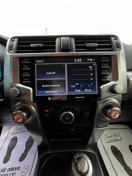 2021 TOYOTA 4-Runner SUV / Crossover - $27,995