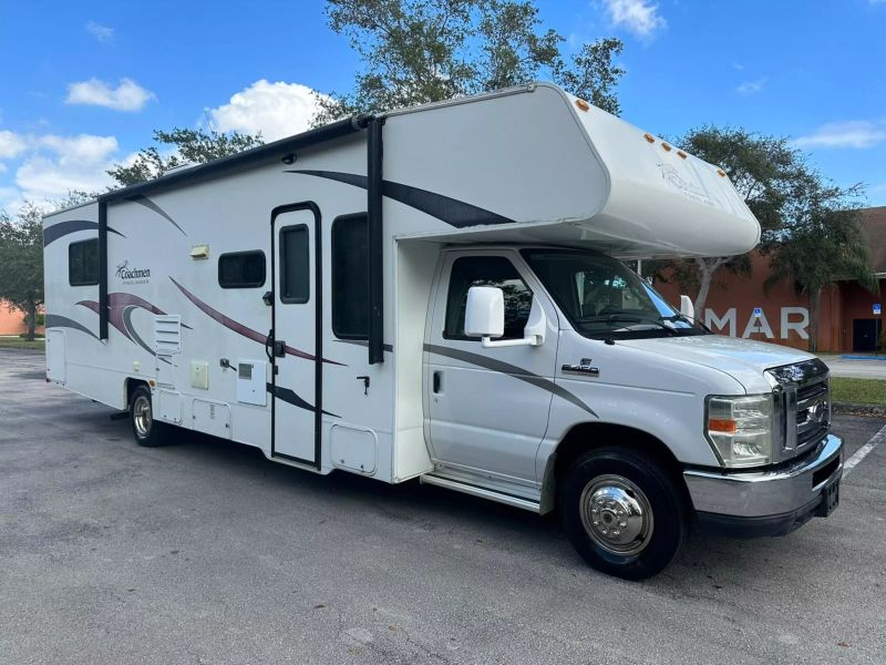 2010 FORD E-450 Incomplete - $30,499