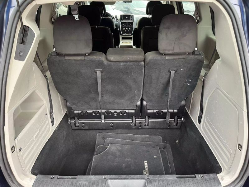 2016 DODGE Grand Caravan Minivan - $5,395