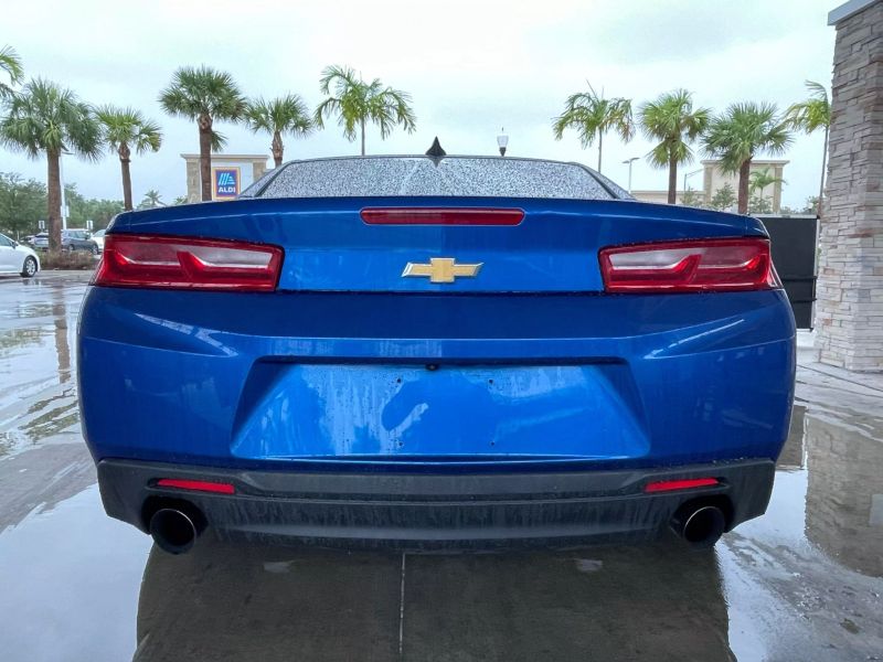 2018 CHEVROLET Camaro Coupe - $12,495
