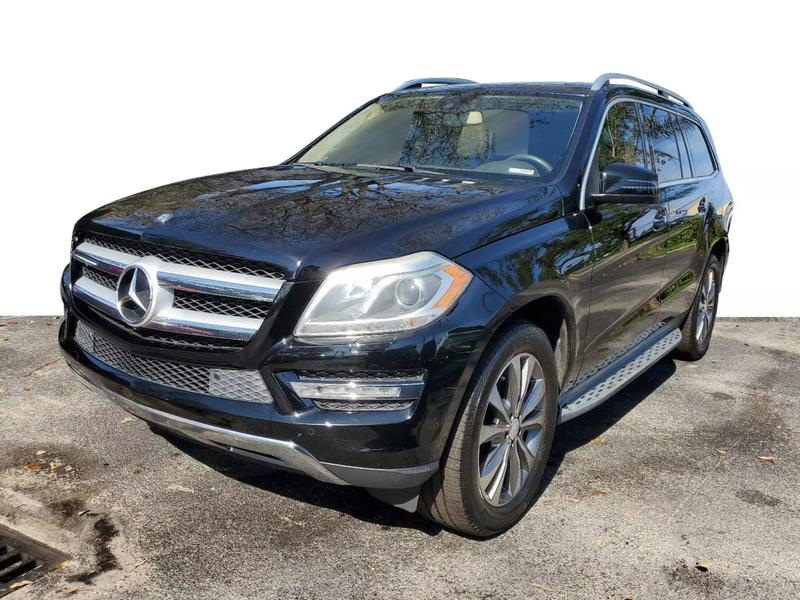 2014 MERCEDES-BENZ GL-Class SUV / Crossover - $13,902