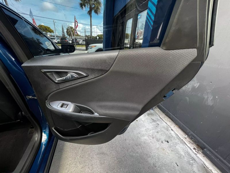 2019 CHEVROLET Malibu Sedan - $11,795