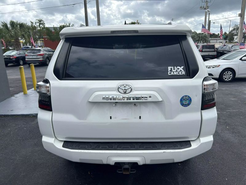 2014 TOYOTA 4-Runner SUV / Crossover - $18,900