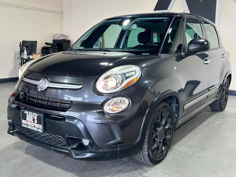 Fiat 500L Urbana Trekking Photo Gallery