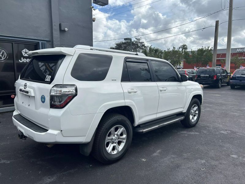 2014 TOYOTA 4-Runner SUV / Crossover - $18,900