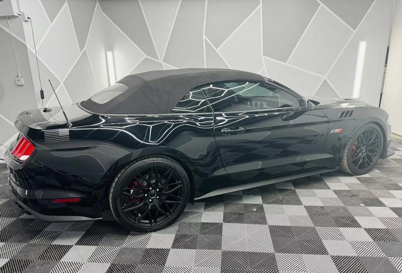 2021 Ford Mustang GT Premium Convertible 2D 10