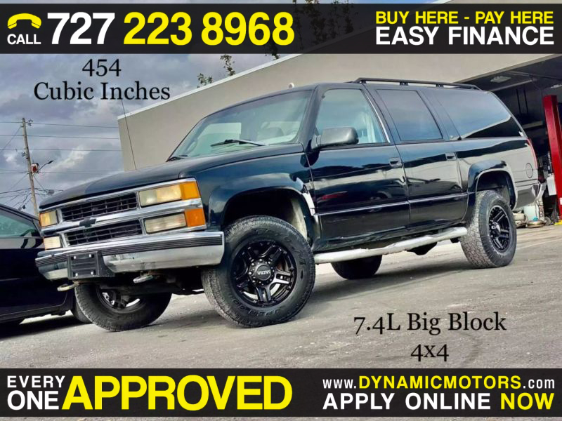 1999 Chevrolet Suburban Base