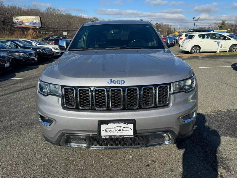 2019 Jeep Grand Cherokee Limited Sport Utility 4D 17
