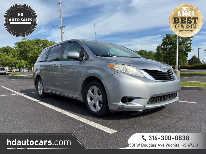 2012 Toyota Sienna LE