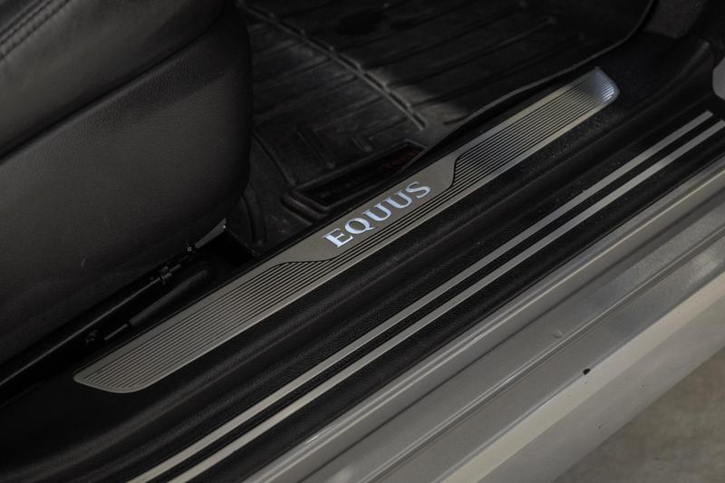 2014 Hyundai Equus Signature Sedan 4D 40