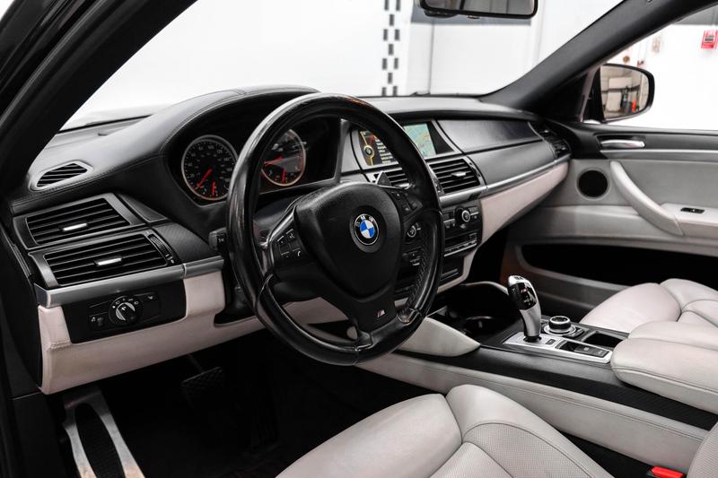 2014 BMW X6 M Sport Utility 4D 17