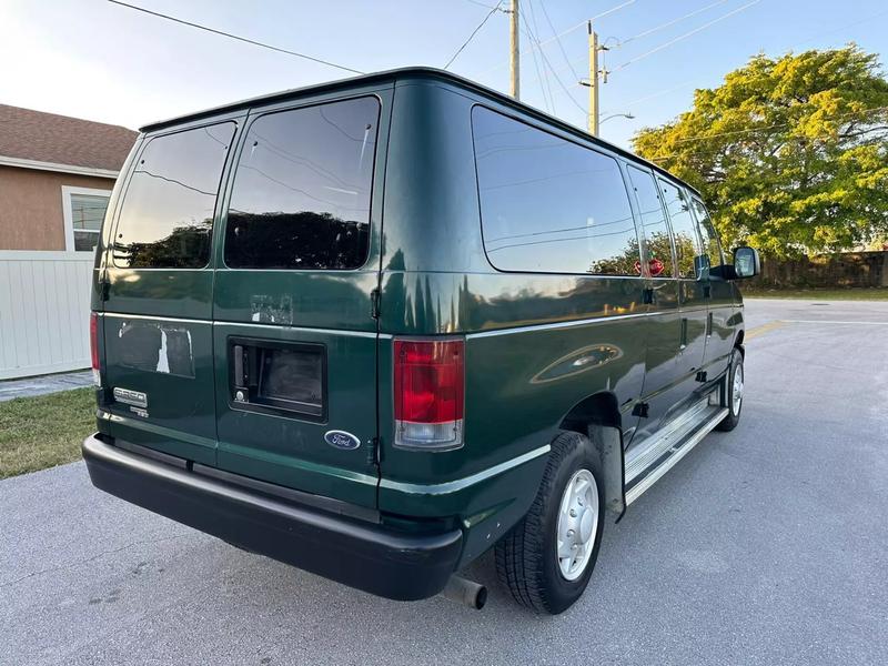 2008 FORD E-350 Van - $9,995