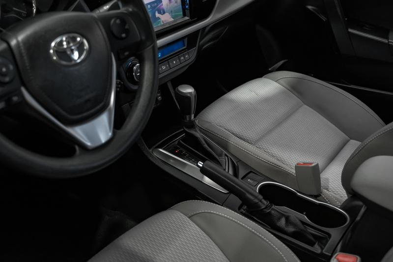 2016 Toyota Corolla LE Plus Sedan 4D 25