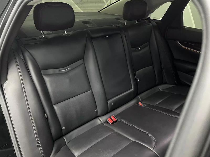 2017 Cadillac XTS Luxury Sedan 4D 29