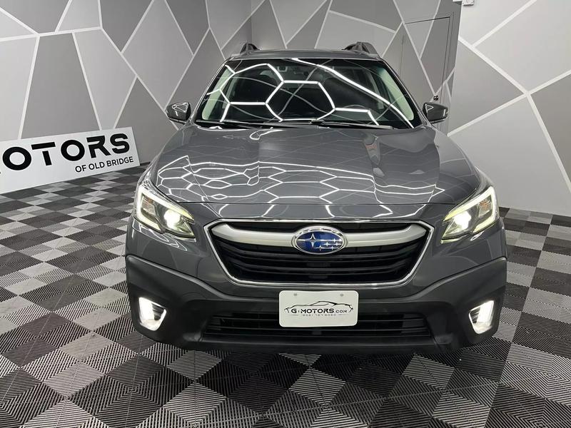 2020 Subaru Outback Premium Wagon 4D 20