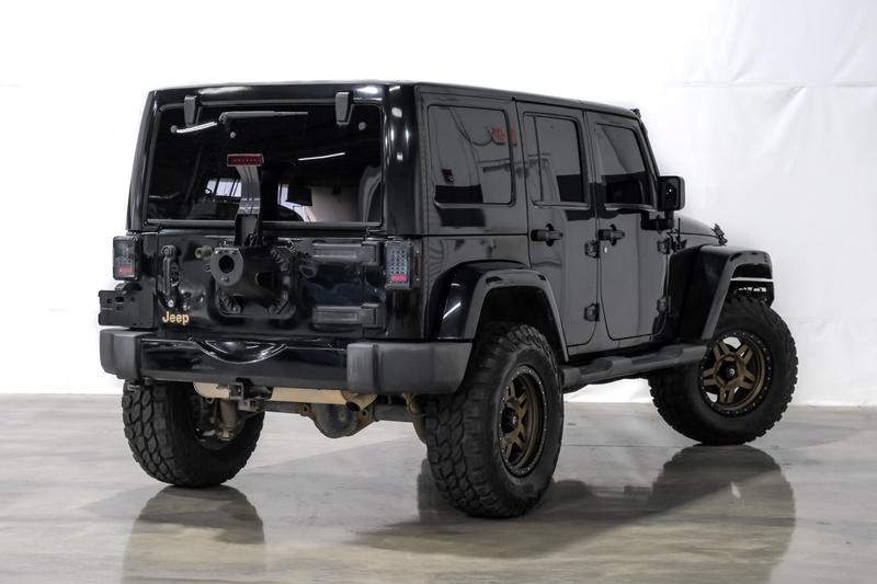 2014 Jeep Wrangler Unlimited Dragon Edition Sport Utility 4D 6