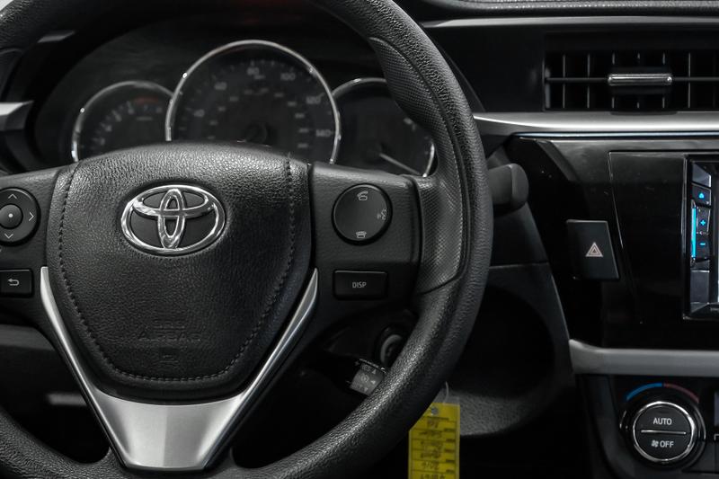 2016 Toyota Corolla LE Plus Sedan 4D 22