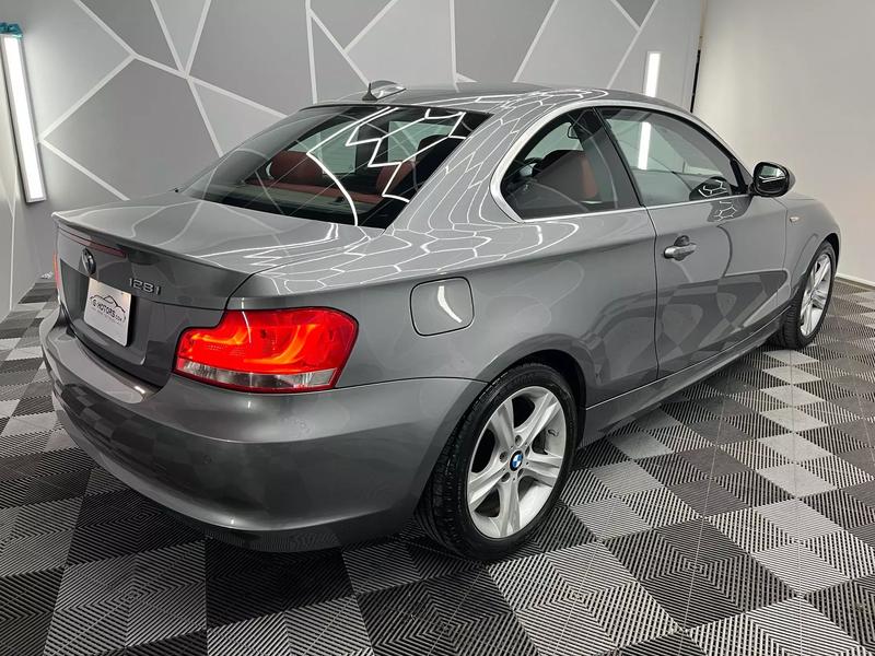 2012 BMW 1 Series 128i Coupe 2D 13