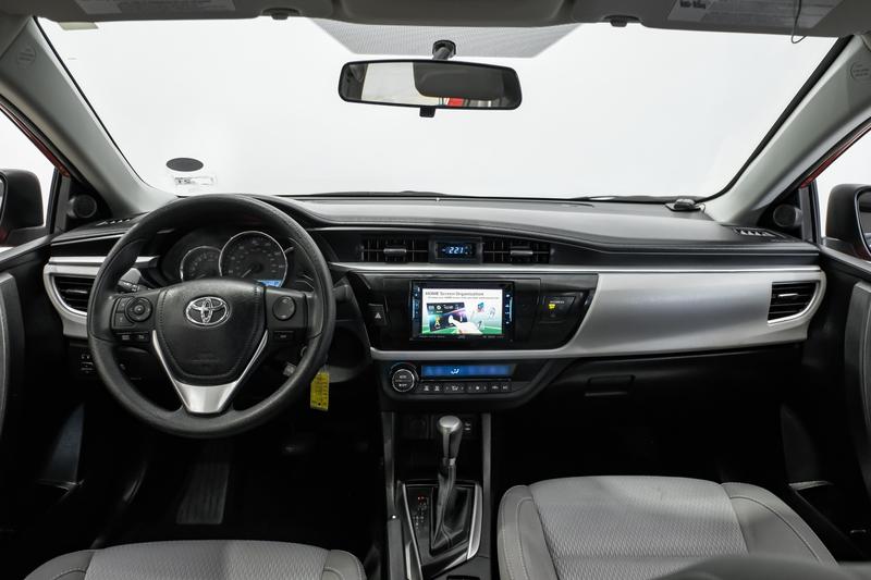 2016 Toyota Corolla LE Plus Sedan 4D 18